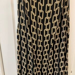 Chic Black and Gold Chain Print Skirt